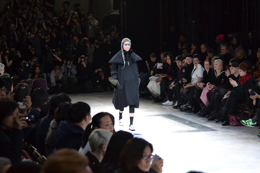 Yohji-Yamamoto-lenastore-lenafashion-fashion-show-a:w-2014:15-Parigi-52