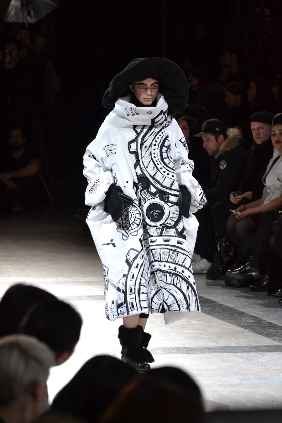 Yohji-Yamamoto-lenastore-lenafashion-fashion-show-a:w-2014:15-Parigi-79