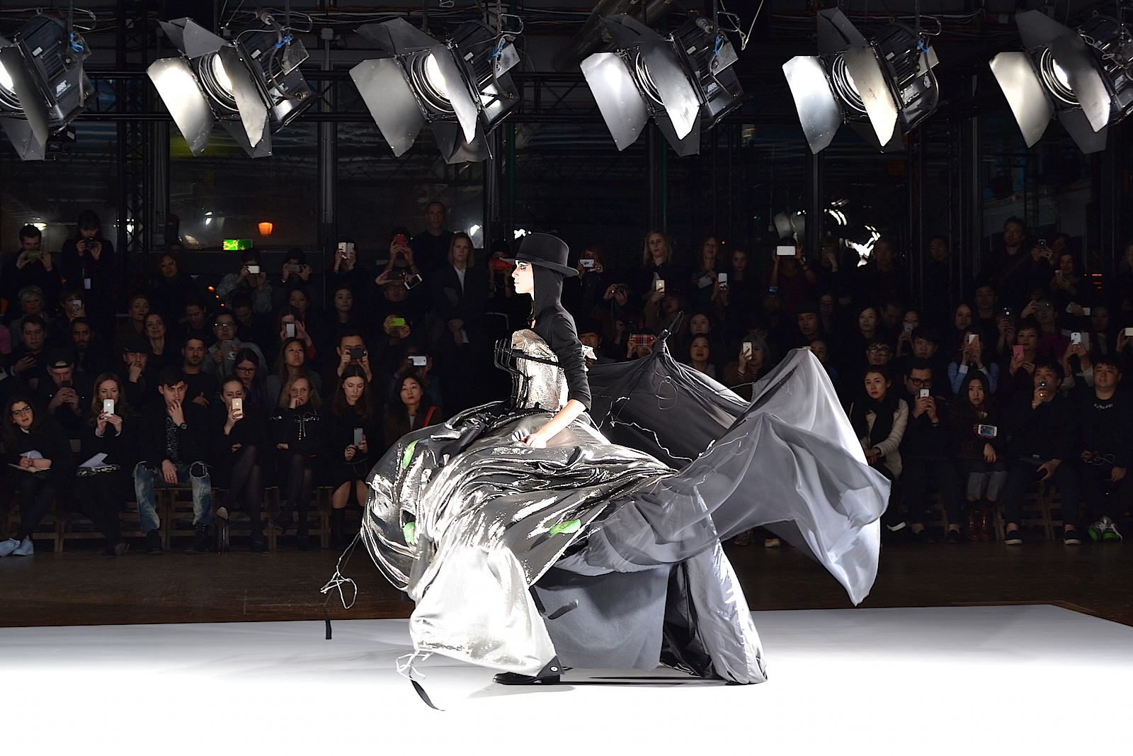yohji-yamamoto-lenastore-lenapatrizia-lenafashion-paris-fashion-week-2015-10