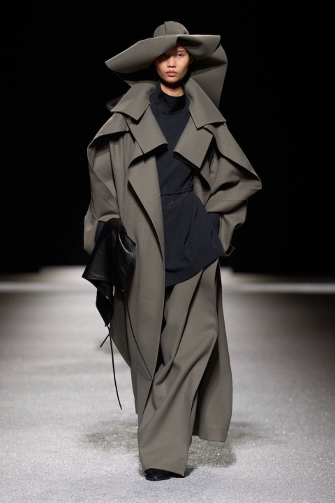 lenastore-bergamo-brescia-milano-Issey-Miyake-26-27-shop-in-store44
